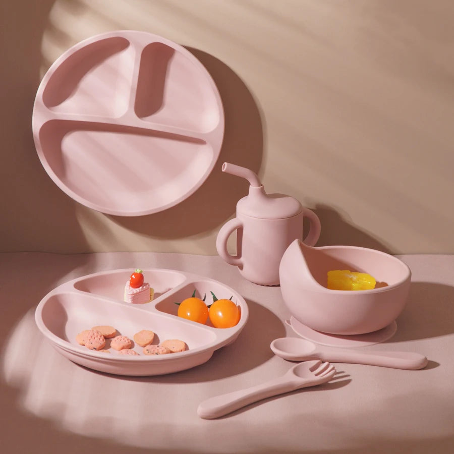 New BPA Free Silicone Baby Feeding Set Sucker Bowl Dinning Dishes Plate Straw Cup Spoon Forks For Kids